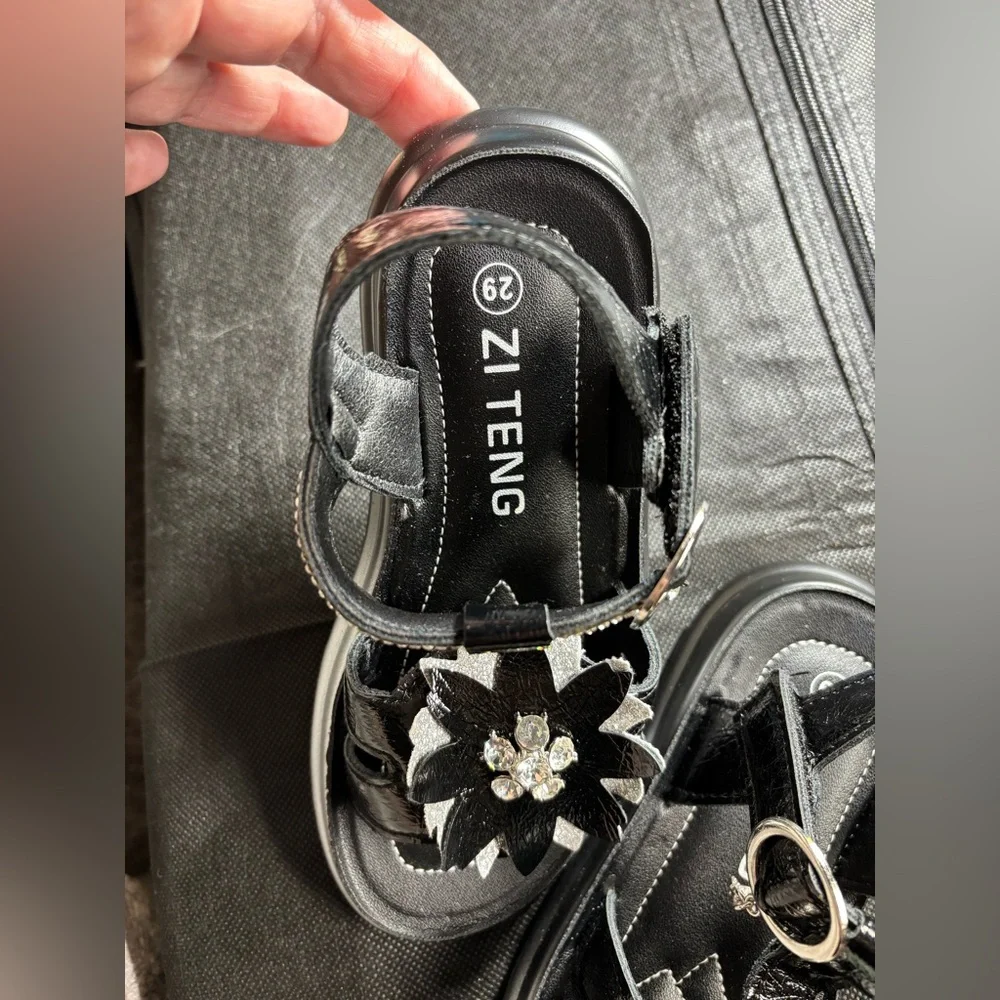 Black Sandals with Floral Design - kids